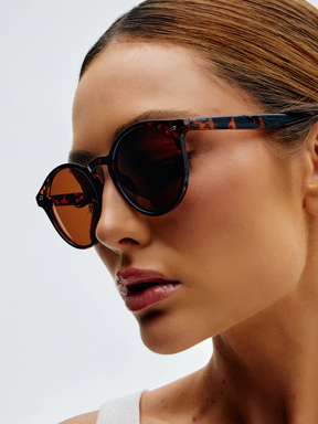 Lincoln Brown Turtle Classic Round Sunglasses